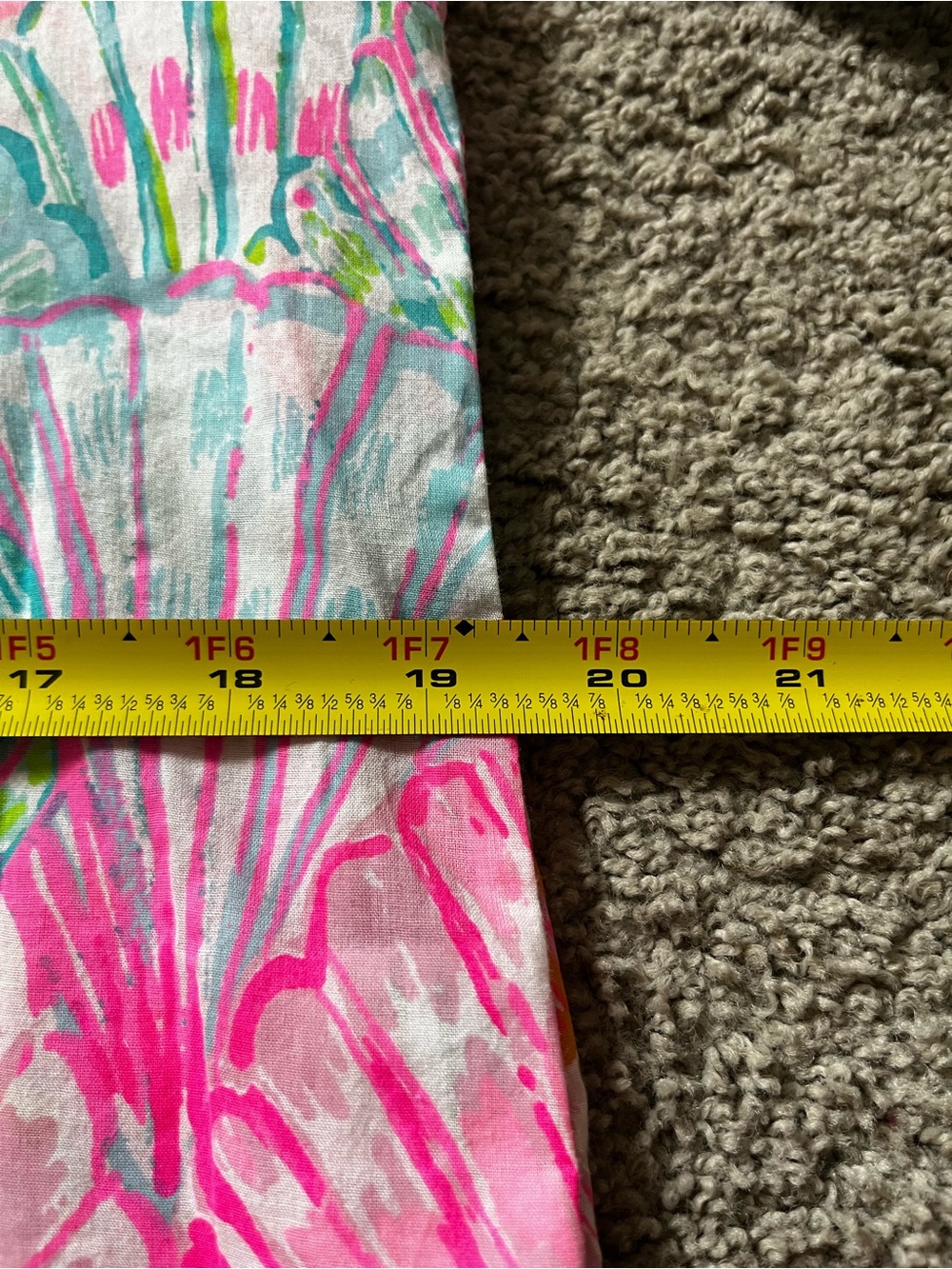 Lilly Pulitzer "Oh Shello" Matching 2-piece Set - Med. Top, Size 6 Shorts - Picture 6 of 16